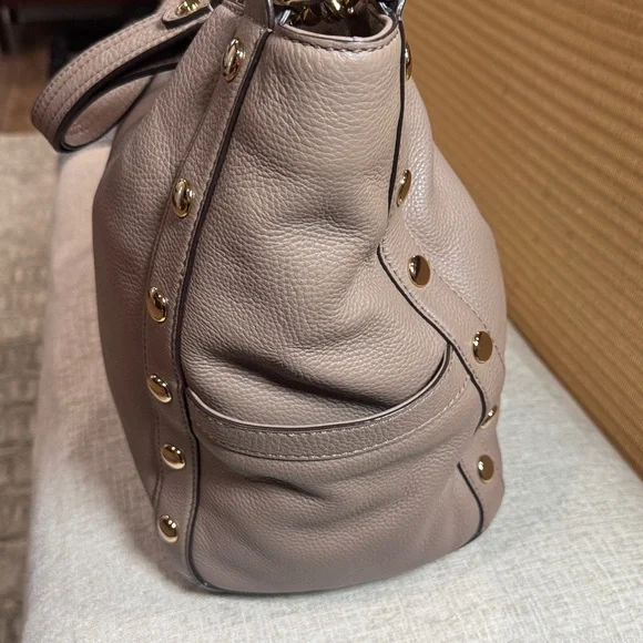 Michael Kors Delancey Taupe Leather & Chain Shoulder Bag with Gold Stud Accents - Picture 10 of 13